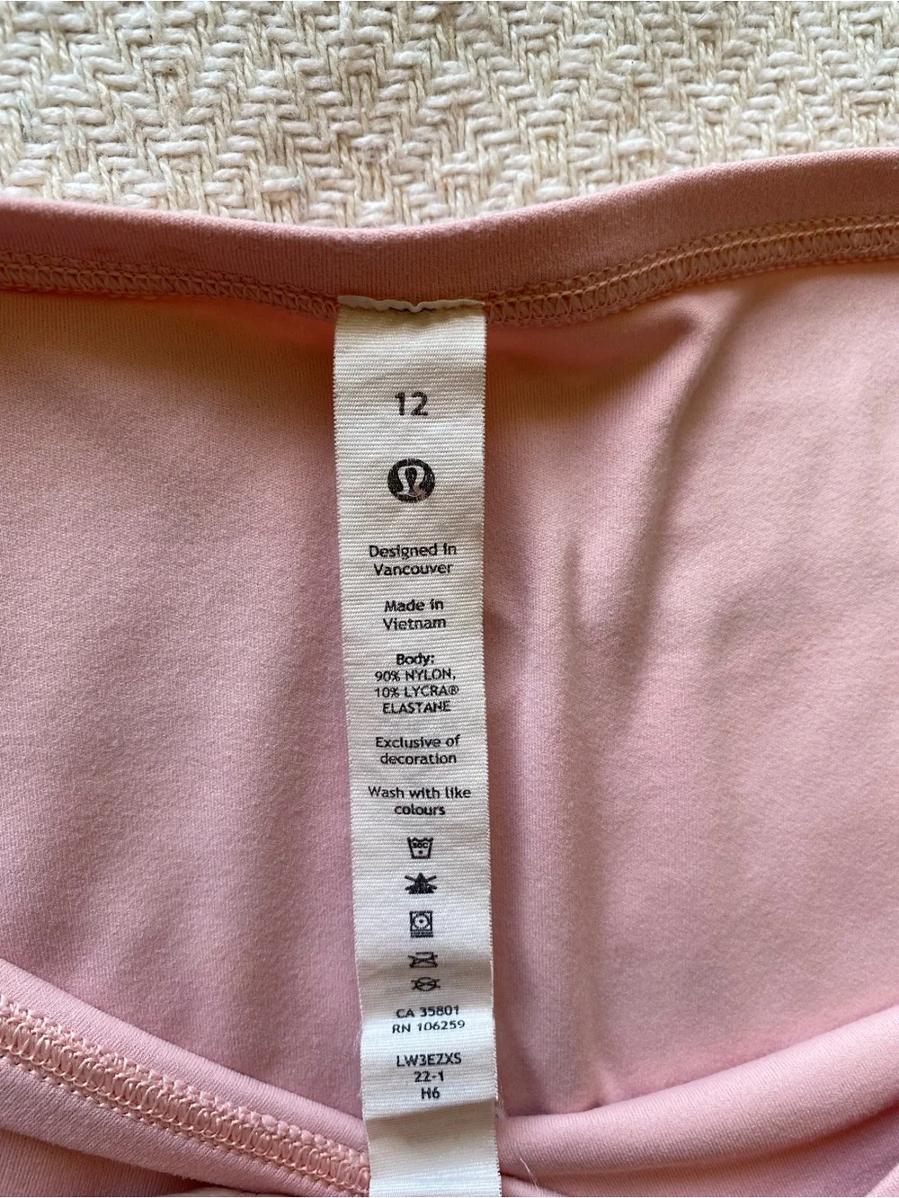 lululemon athletica lululemon back